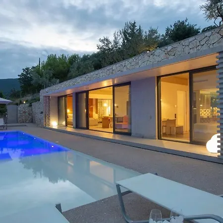 Corali Of Blue Caves Complex Is Your Dream Summer Getaway Willa *